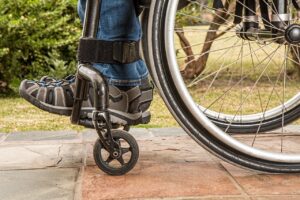 Jak otrzymać świadczenia rehabilitacyjne? Komu przysługuje świadczenie rehabilitacyjne?